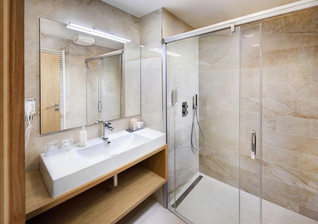 Hotel Galeria Thermal Bešeňová Eksteriør bilde